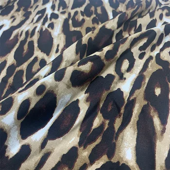 Güzel Kahverengi Leopar Baskı Desen %100 % Pamuklu Kumaş Dijital Baskı Dikiş Malzemesi Çocuk Kumaş Dıy Elbise Giyim